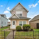 Central Louisville Gem - Near Airport & Top Spots